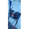 Image 5 : NEW CRAFTSMAN SB440 24 INCH SNOW BLOWER C/W BATTERY START
