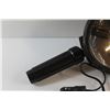 Image 6 : Motomaster 750000 Candle Power Spotlight - As Is