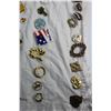 Image 4 : Assorted Shirt Pins and Basket