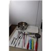 Image 3 : Kitchen Lot- Wilson Cake Pan, Plastic Straws, (2) Plastic Ice Cube Trays, Misc.
