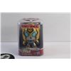 Image 7 : Mighty Muggs Transformers Bumblebee Toy, Hockey Puck, Pegboard and Kids Books