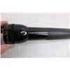 Image 3 : Mag-Lite Flashlight 10" Length - Untested