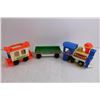 Image 2 : Vintage Fisher Price 3-piece Plastic Train Set - As is