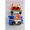 Image 3 : Vintage Fisher Price 3-piece Plastic Train Set - As is