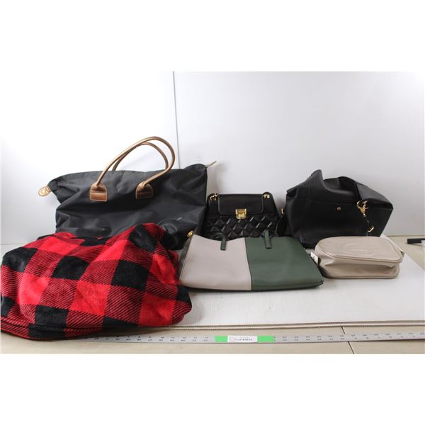 (5) Purses- Elizabeth Grant, Misc., One size Hoodie