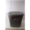 Image 2 : Sterilite 18 Gallon Plastic Storage Tote 24" Long x 18.5" Wide x 15.75" Tall