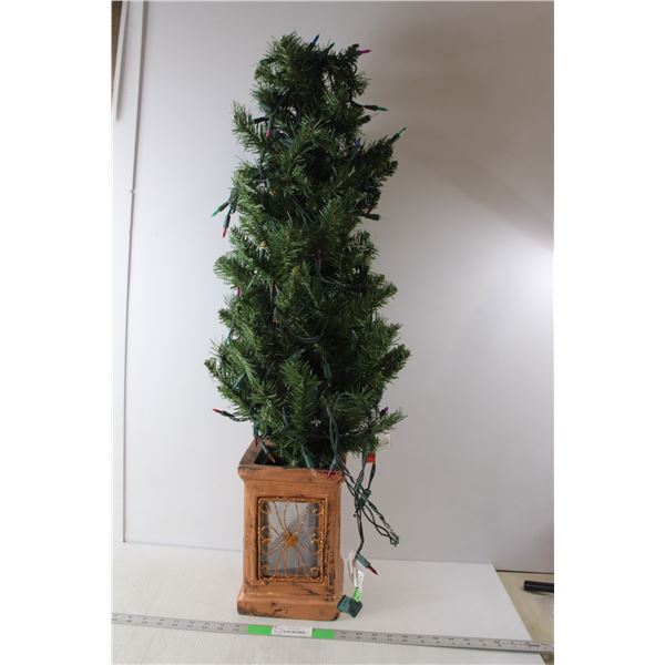 Holiday Time 4 Foot Tall Potted Christmas Tree with Lights- Powers On
