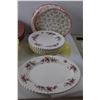 Image 2 : (33) Piece Lavender Rose Bone China Dish Set with Storage Cases