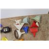 Image 4 : Assorted Automotive Funnels