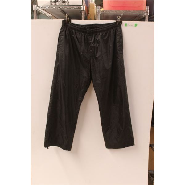 Mountain Ridge Skiing Pants - Size XXL