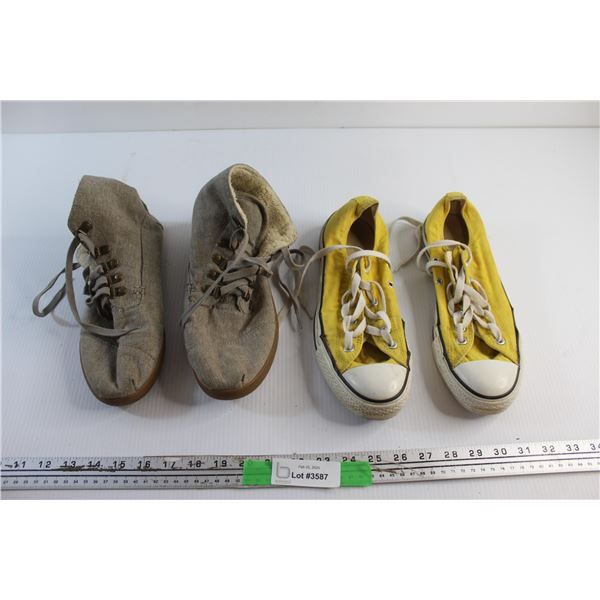 (2) Pairs of Ladies Sneakers - Size 7 W