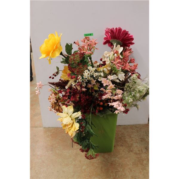 * Large Bouquet with Vase (17" x 11" x 11" Vase, 42" High Full Display) Plastic Vase Has Crack