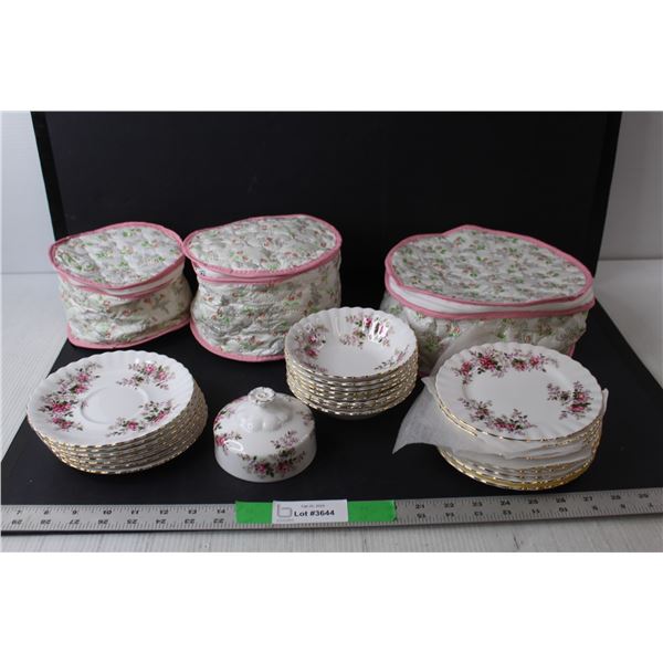 (25) Piece Lavender Rose Royal Albert Bone China Set- Bowls, Dessert Plates