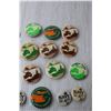 Image 2 : (21) Vintage Canadian Military Buttons