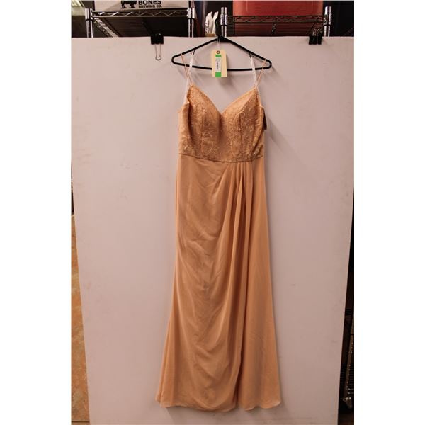 * Adrianna Papell Bridesmaid/Grad Dress - Size 14