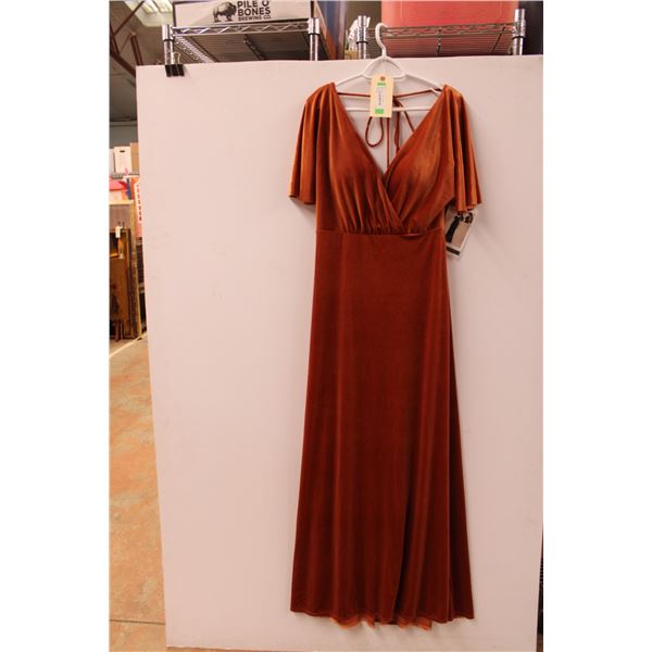 * Sorella Vita Bridesmaid/Grad Dress - Size 14