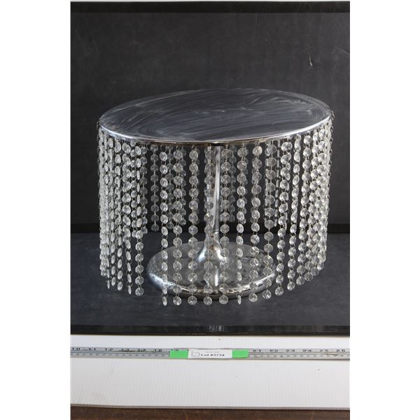 Round Pedestal Cake Serving Stand with Crystal Pendants - 12'' x 15''