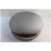 Image 3 : Round Display Base 17 1/2'' x 17 1/2'' x 5''