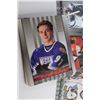 Image 7 : Oversized Donruss Studio Portrait Hockey Cards 10'' x 8''