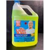 Image 1 : 1 Jug of Mr.Clean Disinfectant Multi-Surface Cleaner - Summer Citrus Scent - 3.78L - New