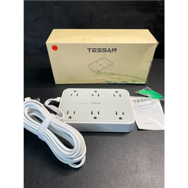 1 Tessan Mult-Outlet Power Strip Bar - New (Damaged Box)