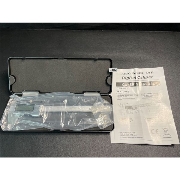 1 Digital Caliper in Case - Brand New