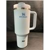 Image 1 : 1 Stanley Quencher 40oz Stainless Steel Vacuum Insulated Tumbler *No Straw* Glacier Blue - New