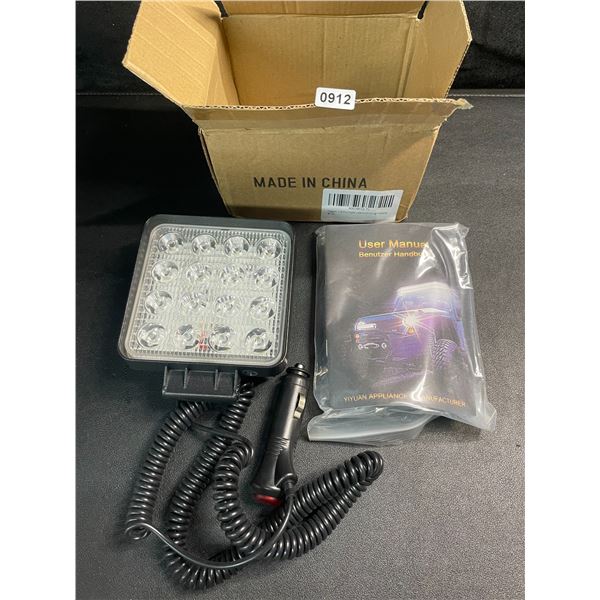 1 Magnetic Base LED Work Light - Brand New