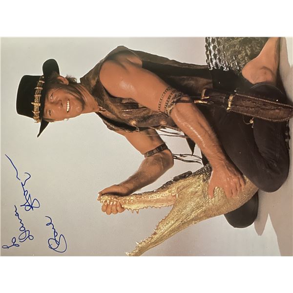 Crocodile Dundee Paul Hogan signed photo