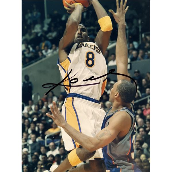 LA Lakers Kobe Bryant signed photo