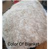Image 2 : Blanket