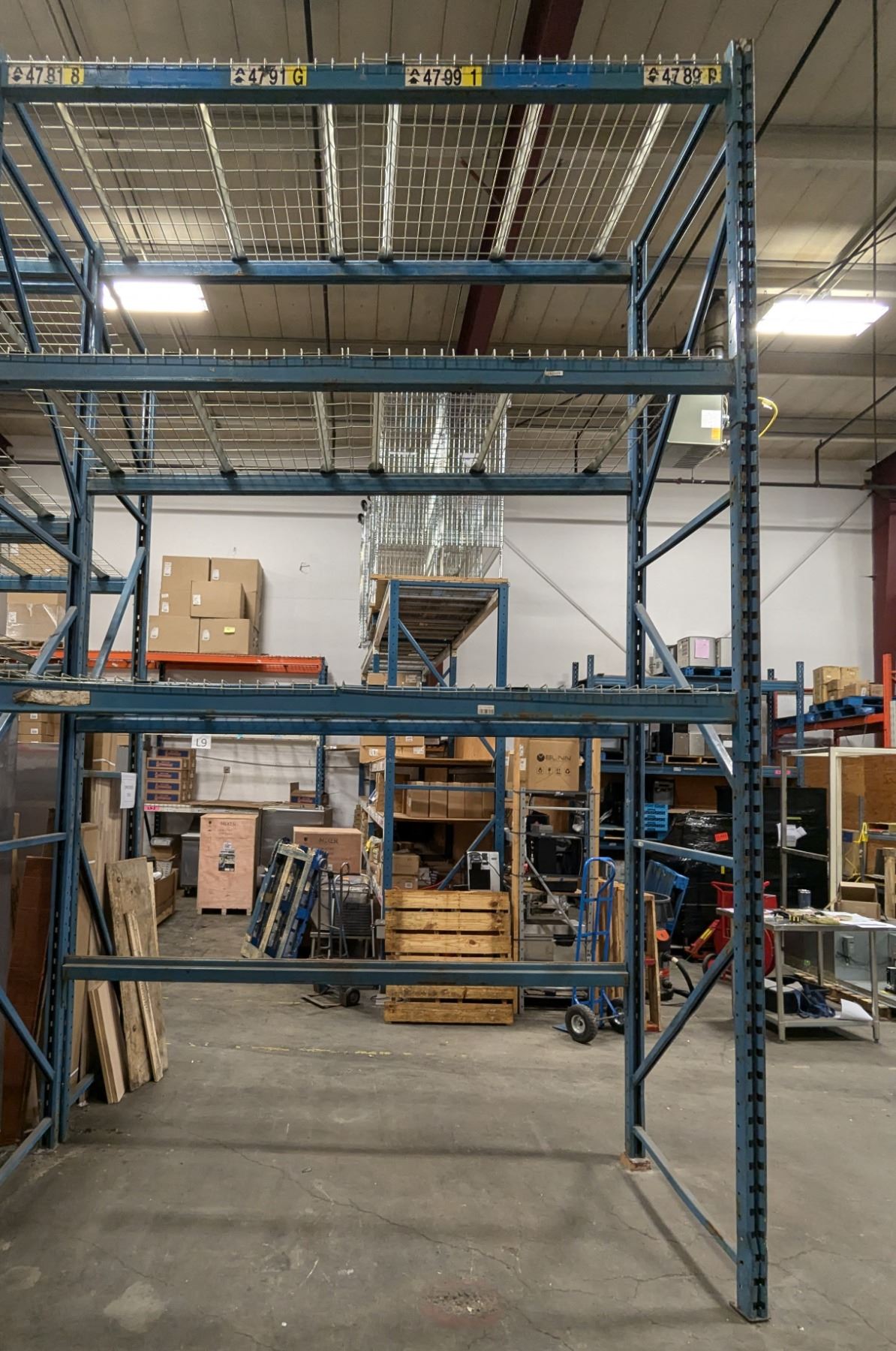 (Partial) Warehouse Pallet Racking/Shelving | TOP OF CONTAINER