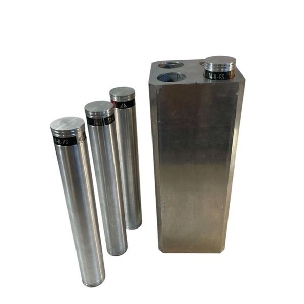 Eureka (2006-2012) - Hero Aluminum Containment Unit With 4 Cylinders