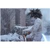 Image 5 : Home Alone 3 (1997) - Earl Unger (David Thornton) Snow Jumpsuit