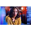 Image 3 : The Flash (2014-2023) - Iris (Candice Patton) Earrings #3 (Season 7)