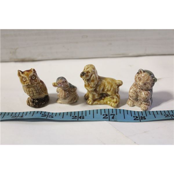 LOT OF 4 WADE FIGURINES