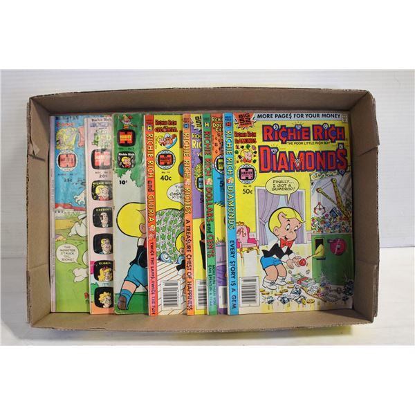 8 VINTAGE RICHE RICH COMICS - ASSORTED YEARS