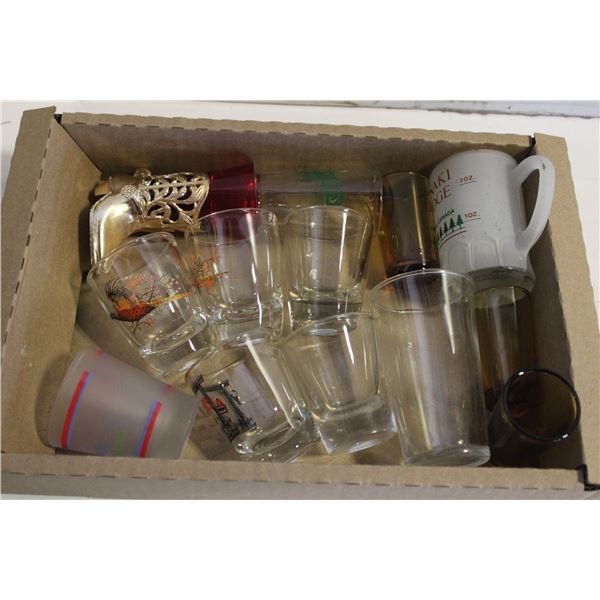 BOX WITH VINTAGE SHOT GLASSES