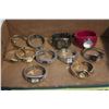 Image 1 : 11 LADIES BRACELET STYLE WATCHES