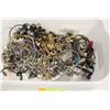 Image 1 : TUB OG MISC JEWLERY