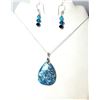 Image 1 : 18)  NATURAL BLUE CRAZY LACE PENDANT ON 22"