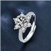 Image 2 : 1 CT CERTIFIED ROUND BRILLIANT MOISSANITE 925S