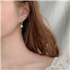 Image 3 : 2 CT GRA CERTIFIED EAR HOOKS STYLE ROUND BRILLIANT
