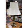 Image 1 : VINTAGE BRONZE FINISH LAMP 32" HIGH