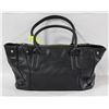 Image 1 : BLACK LEATHER PURSE WITH 2 ZIPPERED SECTIONS