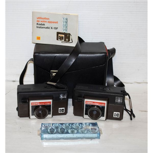 2 VINTAGE FLIP FLASH CAMERAS, CASE, 6 FLASHES