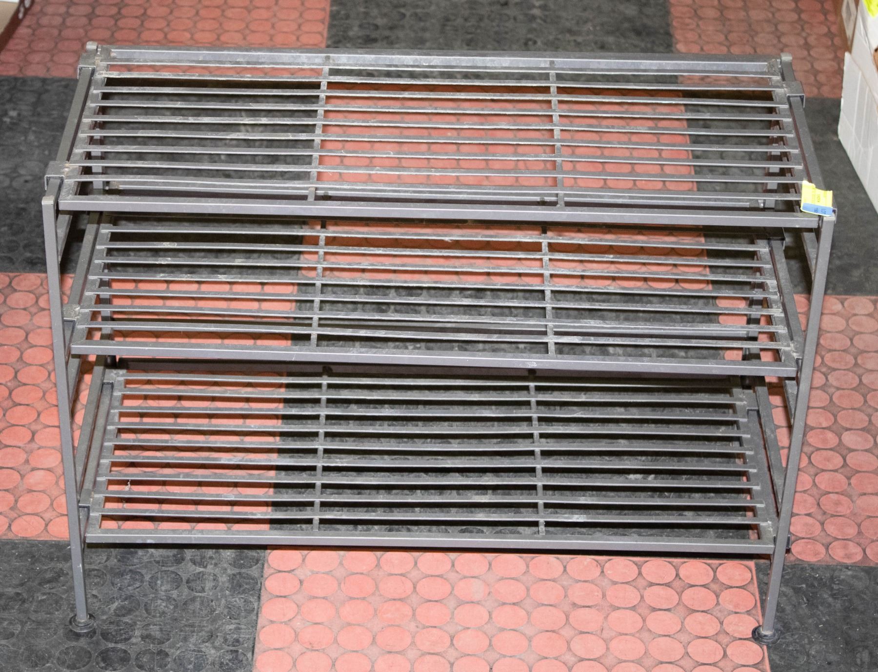 COLLAPSABLE 3 TIER METAL SHOE RACK