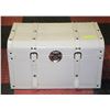 Image 1 : WHITE "LEATHERBOUND" TRUNK
