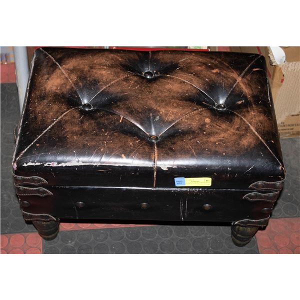 FOOT STOOL/STORAGE BENCH OLD STYLE