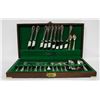 Image 1 : CUTLERY SET IN WOODEN CASE